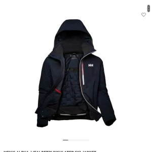 Hellh hansen  - Använd men välvårdag.