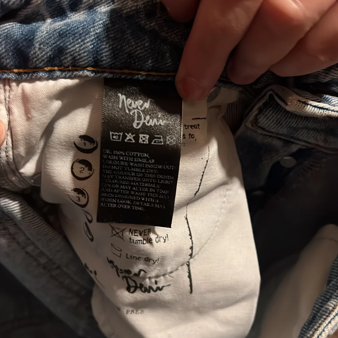 Blå högmidjade jeans  - 91