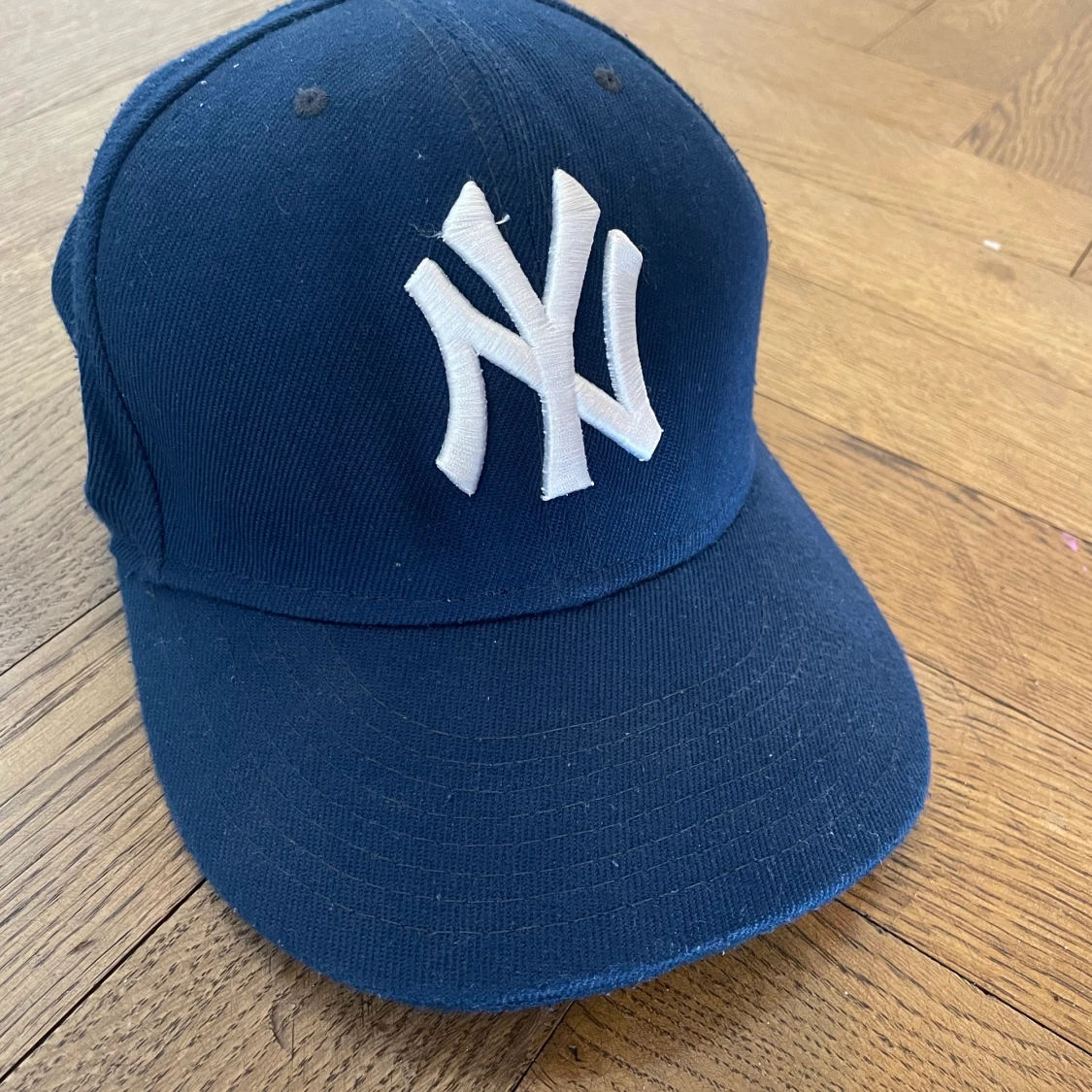 New era fitted cap