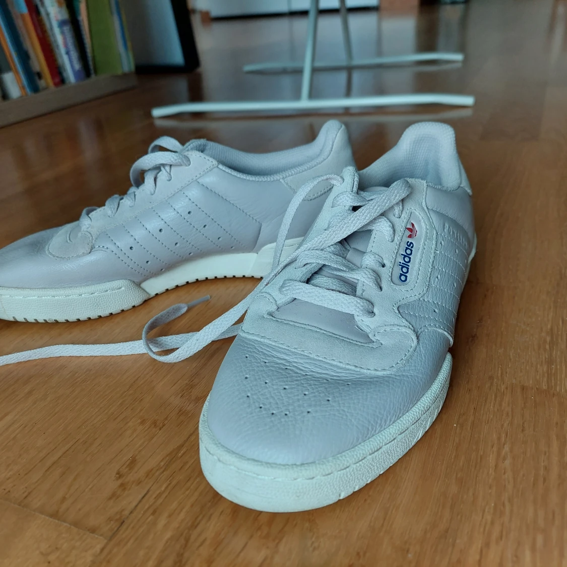 Adidas skor st 39 - 91