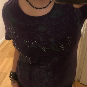 tshirt  - Säljer den här coola tröjan med diamanter på. Det står 3XL på taggen men jag skulle säga att den passar M-L💓 skriv för fler bilder eller frågor :) 