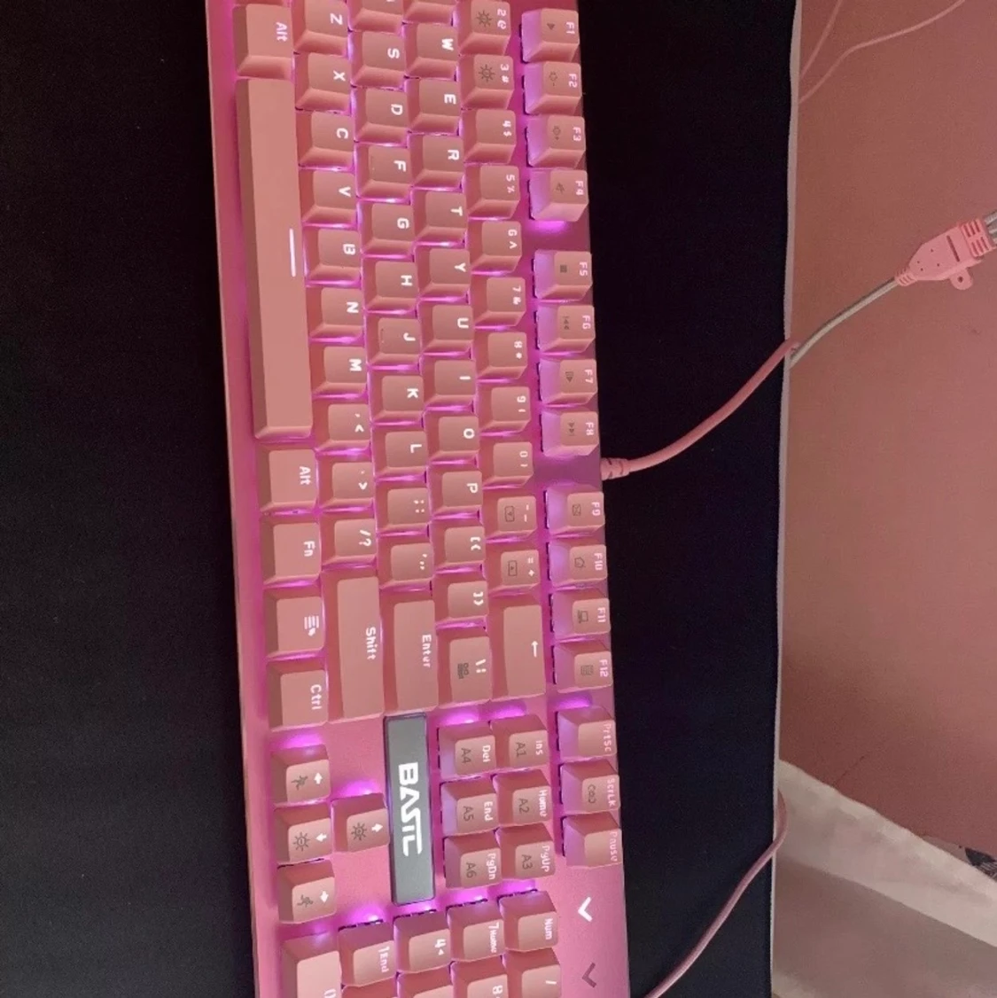 rosa tangentbord  - 90