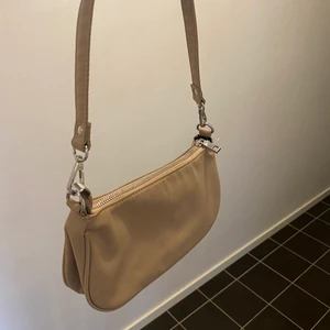 Väska - Väska från Ginatricot 100kr