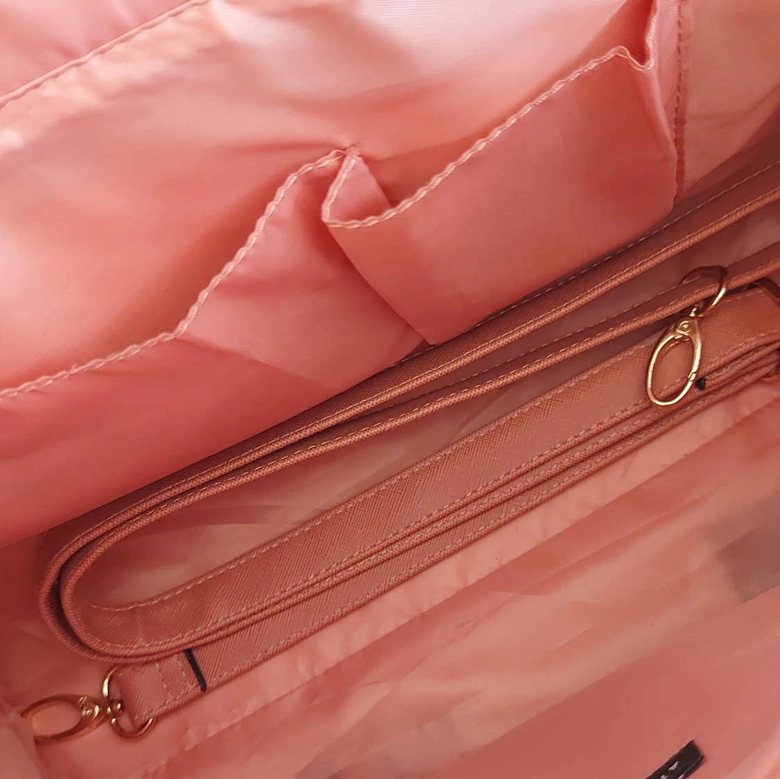 Rosa handväska  - 91
