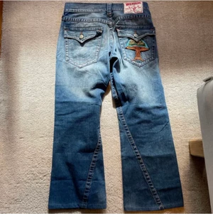 Truey Jeans - Sjukt feta Trueys skriv för fler bilder🌟 OBS Intressekoll därav HÖGA PRISET!! 
