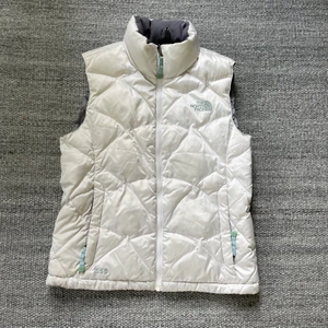 North face väst  - Puffer väst från the north face i fint vintage skick  Size S 