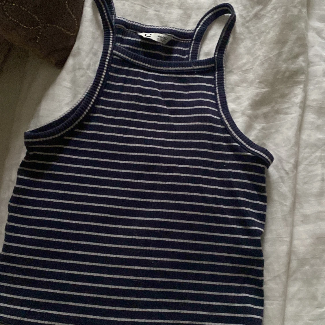 Fint randigt, mörkblått linne från Cubus storlek 146-152cm men passar mig som är 158 - 90