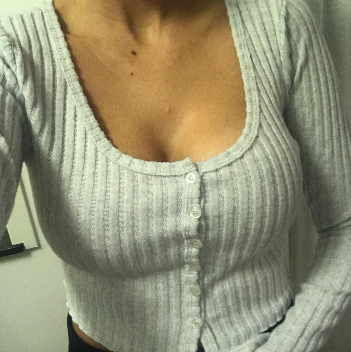 Grå topp från Bikbok - 90