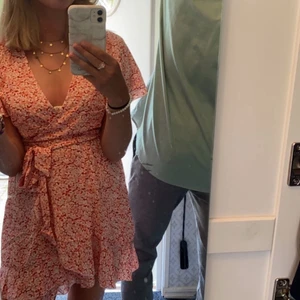 Klänning  - Klänning i storlek m ❤️ 