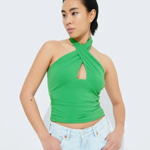 Helt ny topp  - Från bikbok, aldrig använd nypris 199