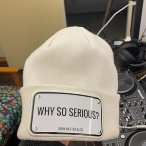 Mössa från John The Hatter - Knappt använd köpt på nk 