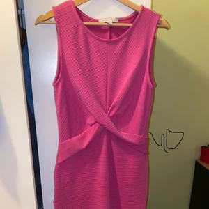 klänning  - andvänds ej