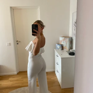 Jumpsuit  - Vit Jumpsuit 