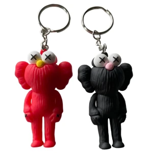 Kaws keychain - keychain från kaws på sista bilden ser ni på ett ungefär hur stor den är två för 200 en för 130