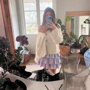 Lila kjol  - Säljer mina favvo kjol. Lila och snygg. Passar till allt❤️ 