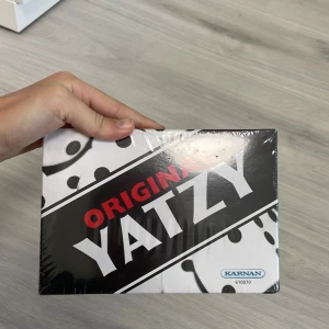 Helt oöppnad yatzy - Yatzy