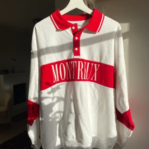 Oversized tröja HM  - Oversized ”ruggby” tröja från HM, i storlek small. Sitter bra oversize på mig med 38/M. Använd en gång och där med i nyskick. 