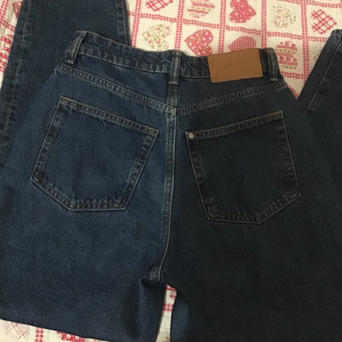 Helt nya jeans! - 90