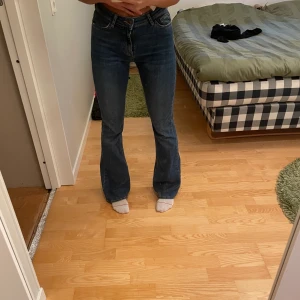bootcut - bootcut jeans, du står för frakt: 39!❤️ köp direkt för 160 inklusive frakt!