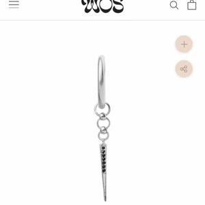 Örhänge - Säljer mitt wos singel örhänge från Wos! Använd en gång, som helt ny😊