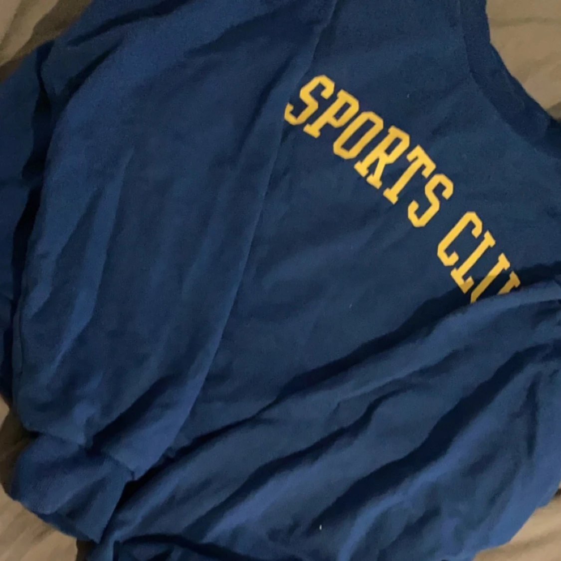 En h&m tjöja storlek l - 90