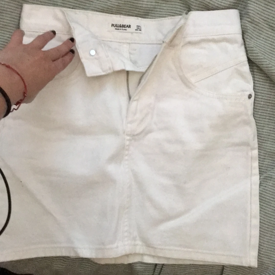 PULL&BEAR vit jeans kjol 