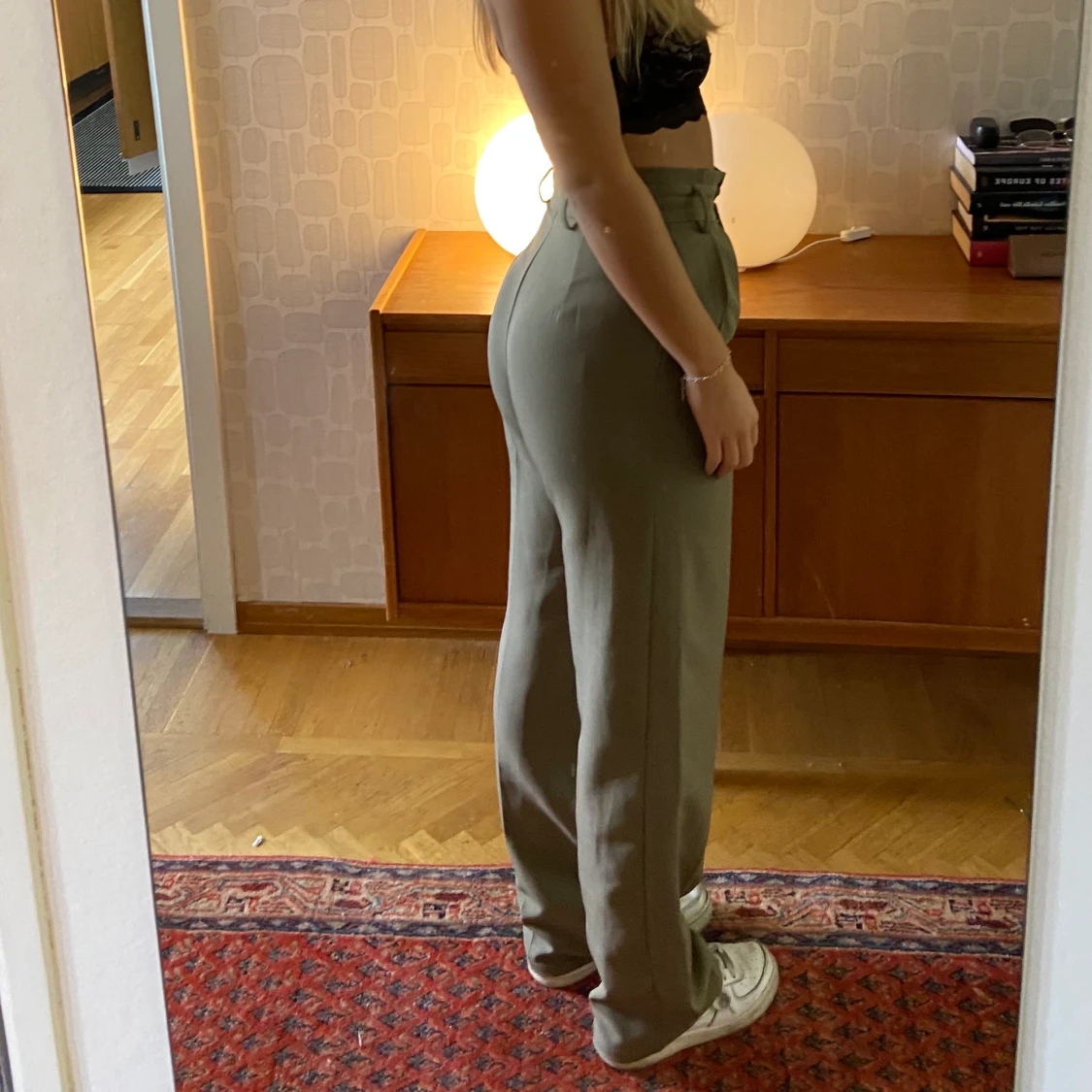 Gröna kostymbyxor - 91