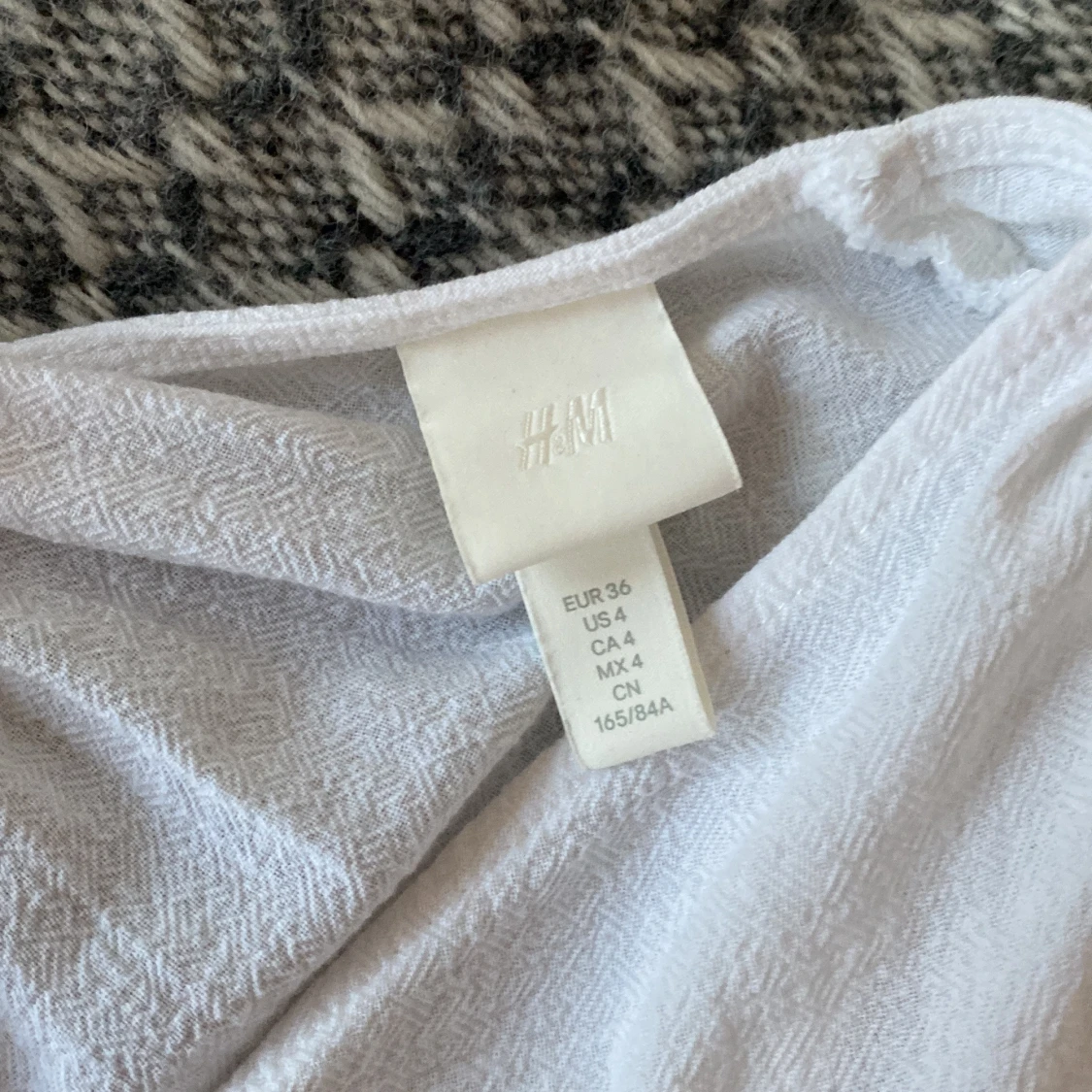 Klänning från H&M storlek 36 - 90