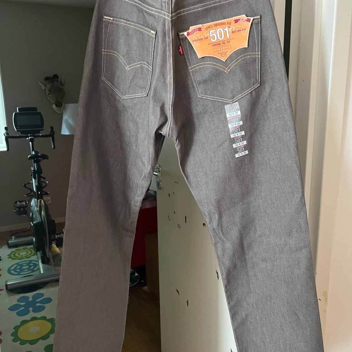 Levis 501 32/32 (Sällsynt färg) - 90