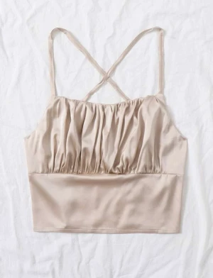 Linne - Jättefint linne med snörning i ryggen  Storlek: Medium  Använd en gång 