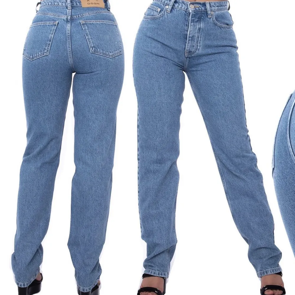 Blåa adsgn jeans som är använda enstaka gånger men har två likadana i olika storlekar därav säljer jag mitt ena par.  Nypris: 699. Jeans & Byxor.