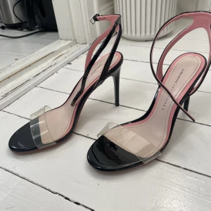 Klackar  - Från zara  Använda 1 gång  Storlek 38