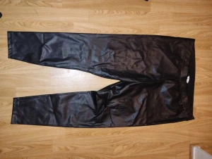 Skin byxor - Svarta läder byxor xxl