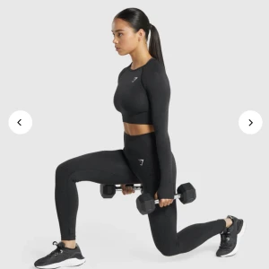 Gymshark träningstights  - Säljer  dessa i storlek S. Bra skick,inga skador. Nypriset är 550. Säljs eftersom att jag har två par av dessa 