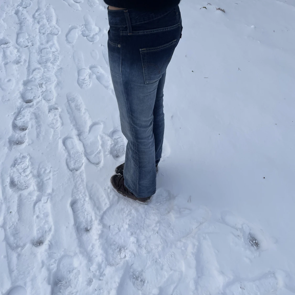 Low waisted bootcut Levi’s jeans  - 90