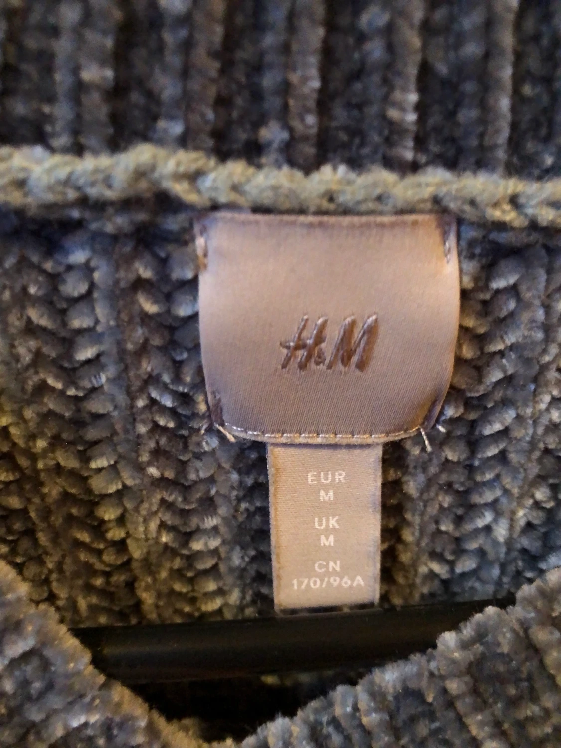 Stickad tröja från H&M  - 90