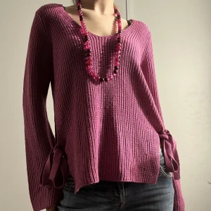 Knyttröja - Lila tröja som går att knyta vid sidan!💜