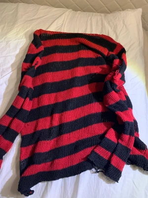 stickad Randing tröja  - Har bytt stil och dessa passar inte mig❤️