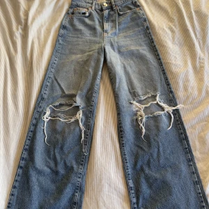 Ginatricot jeans - Snygga oanvända Ginatricot jeans Har för mig modellen heter idun