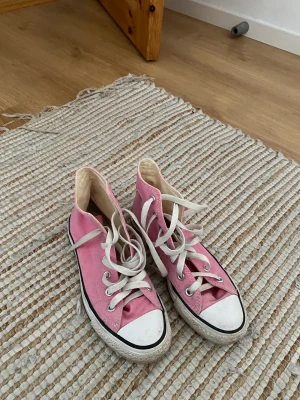 Converse - rosa converse i storlek 37