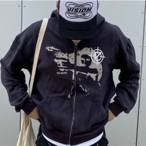 Zip hoodie - Cool gunpoint zip hoodie, köpt förut men den var tyvärr för stor, använd 1 gång. Pris kan diskuteras (lånade bilder från företaget jag köpte av) (vet inte om äkta) 