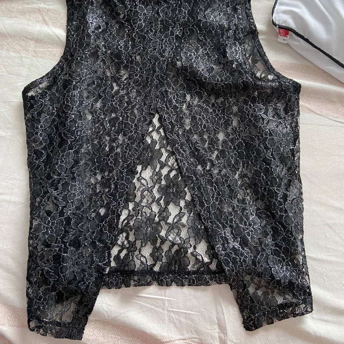 Genomskinlig öppen rygg topp - 90