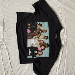 Croppad t-shirt clueless - Clueless t-shift croppad 