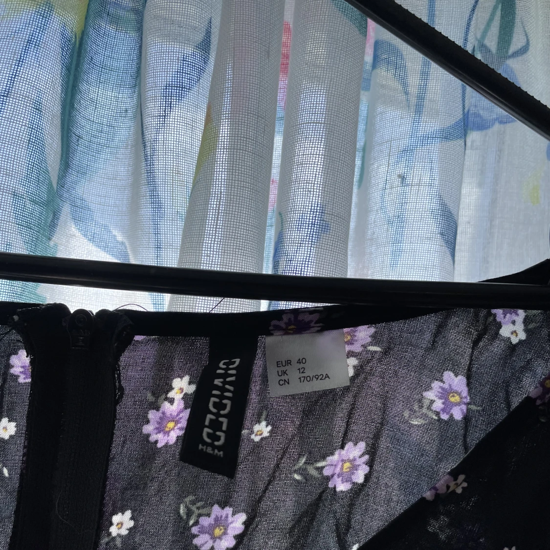 Gullig sommar klänning - 90