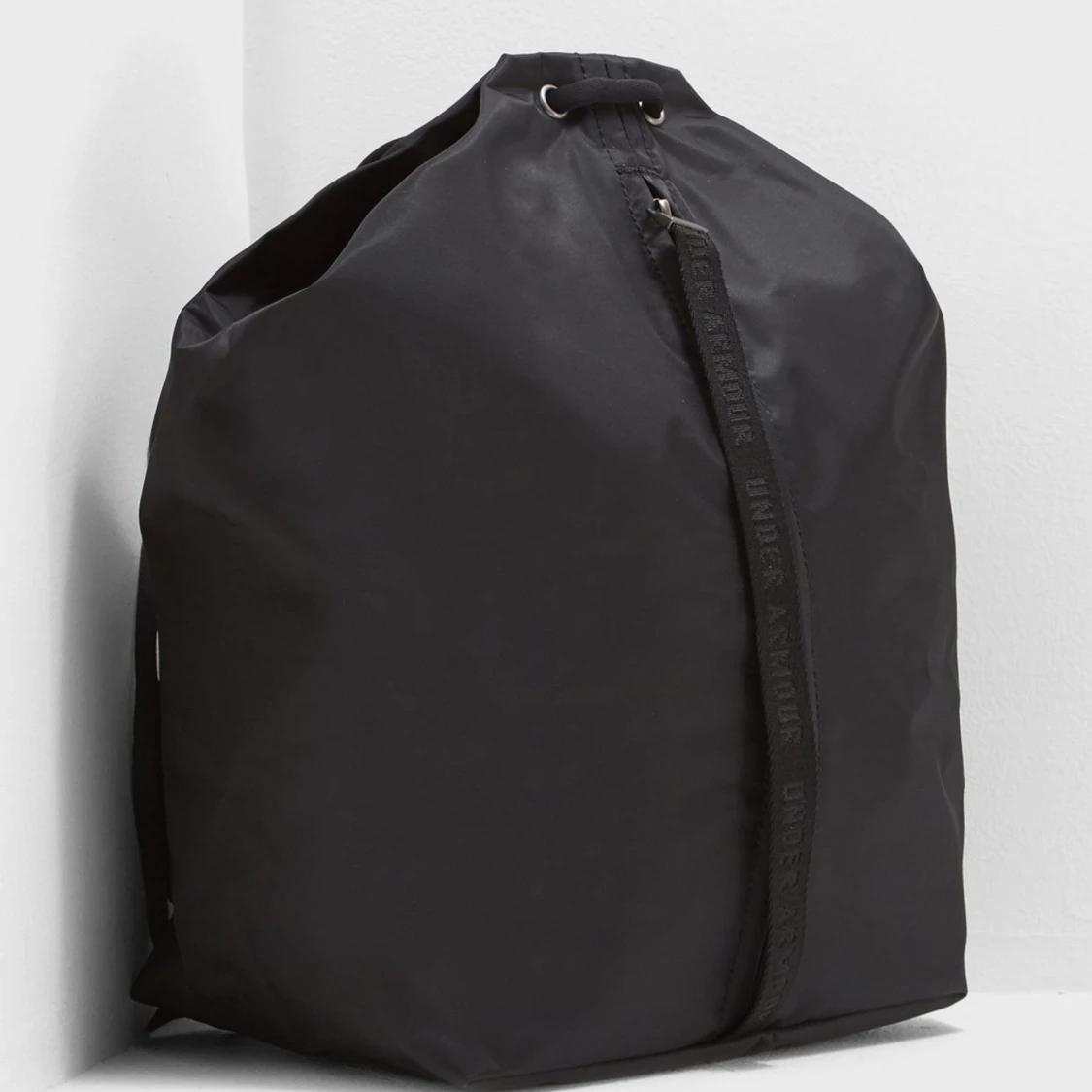 UNDER ARMOUR WOMEN'S UA ESSENTIALS SACKPACK