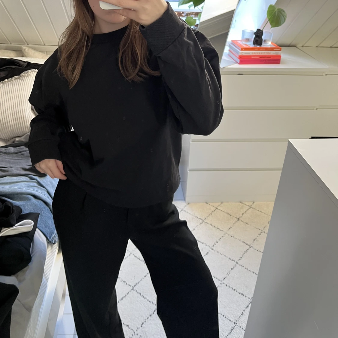 Sweatshirt - off black - 90