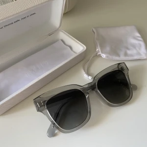 Chimi - Chimi solglasögon, i bra skick och knappt använda.