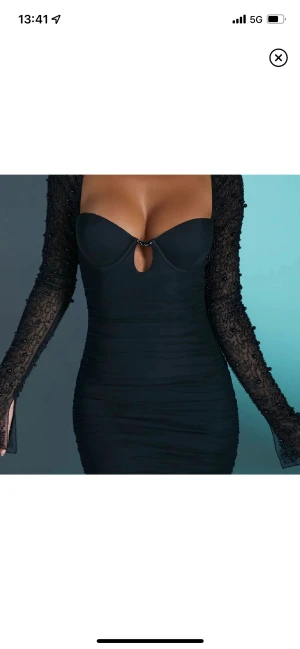 Oh polly klänning - Perfekt till student skiva eller fest nypris 940 kr