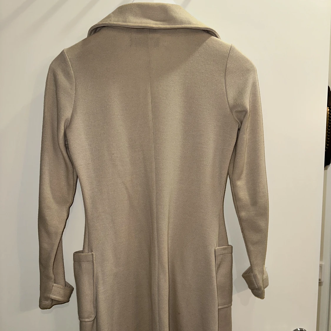 Beige kofta i stl XS - 91