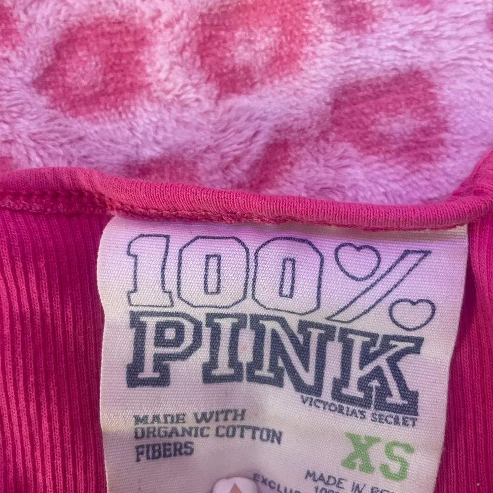 Fint rosa linne från Pink i stl xs. Toppar.